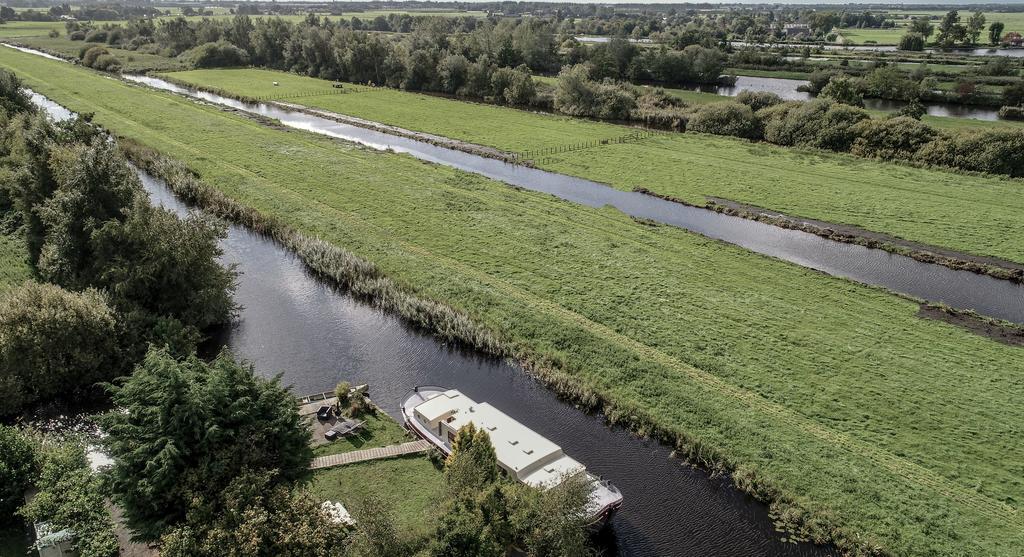 Houseboat Vinkeveen Exterior photo